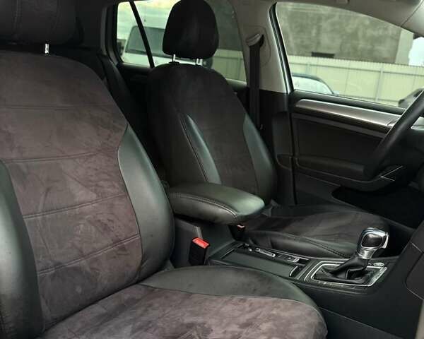 Сірий Фольксваген e-Golf, об'ємом двигуна 0 л та пробігом 111 тис. км за 7850 $, фото 26 на Automoto.ua