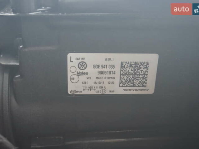 Серый Фольксваген e-Golf, объемом двигателя 0 л и пробегом 96 тыс. км за 8500 $, фото 53 на Automoto.ua