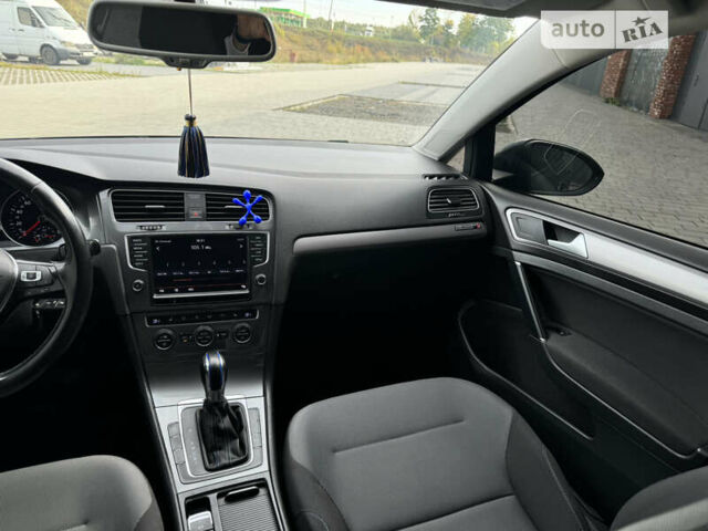 Сірий Фольксваген e-Golf, об'ємом двигуна 0 л та пробігом 121 тис. км за 9000 $, фото 28 на Automoto.ua