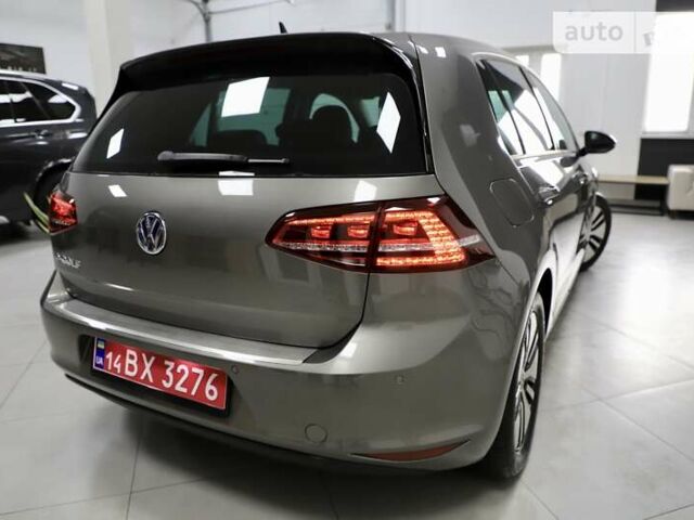 Сірий Фольксваген e-Golf, об'ємом двигуна 0 л та пробігом 64 тис. км за 12600 $, фото 16 на Automoto.ua