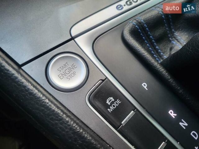 Сірий Фольксваген e-Golf, об'ємом двигуна 0 л та пробігом 154 тис. км за 9300 $, фото 147 на Automoto.ua