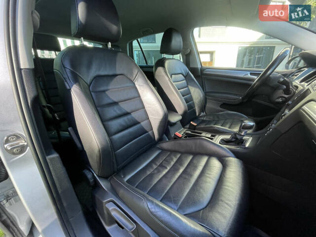 Серый Фольксваген e-Golf, объемом двигателя 0 л и пробегом 98 тыс. км за 8775 $, фото 35 на Automoto.ua