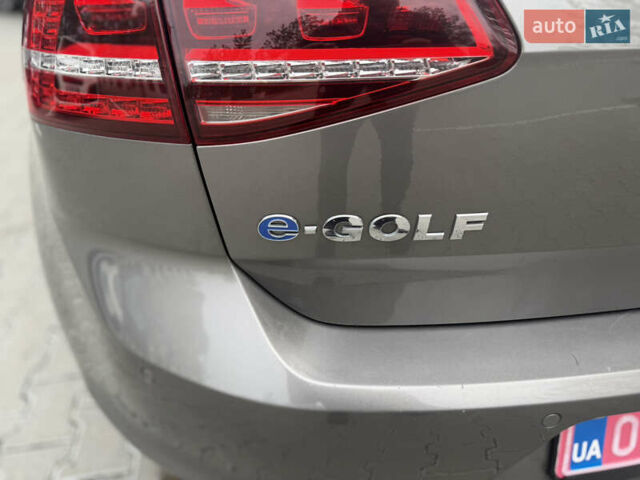 Серый Фольксваген e-Golf, объемом двигателя 0 л и пробегом 99 тыс. км за 9490 $, фото 59 на Automoto.ua