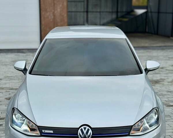 Сірий Фольксваген e-Golf, об'ємом двигуна 0 л та пробігом 111 тис. км за 7850 $, фото 4 на Automoto.ua