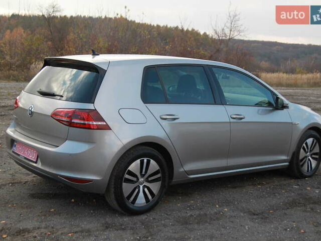 Серый Фольксваген e-Golf, объемом двигателя 0 л и пробегом 162 тыс. км за 8499 $, фото 60 на Automoto.ua
