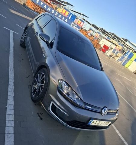 Сірий Фольксваген e-Golf, об'ємом двигуна 0 л та пробігом 122 тис. км за 9500 $, фото 2 на Automoto.ua