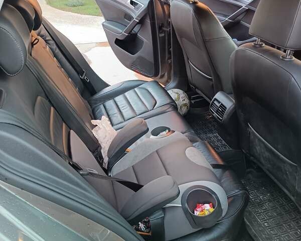 Серый Фольксваген e-Golf, объемом двигателя 0 л и пробегом 136 тыс. км за 10000 $, фото 12 на Automoto.ua