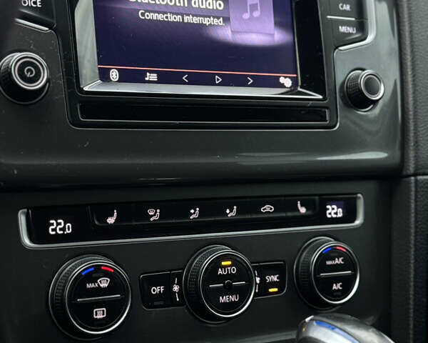 Сірий Фольксваген e-Golf, об'ємом двигуна 0 л та пробігом 111 тис. км за 8500 $, фото 31 на Automoto.ua