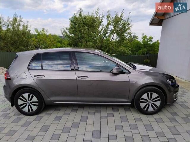 Серый Фольксваген e-Golf, объемом двигателя 0 л и пробегом 135 тыс. км за 8999 $, фото 15 на Automoto.ua