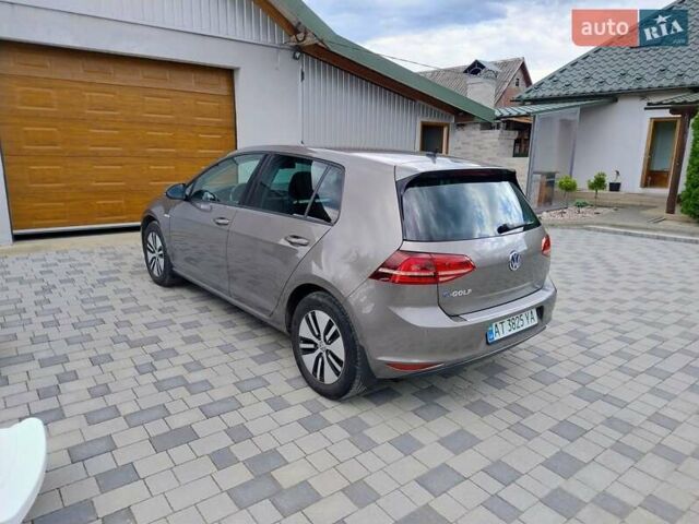 Серый Фольксваген e-Golf, объемом двигателя 0 л и пробегом 135 тыс. км за 8999 $, фото 18 на Automoto.ua