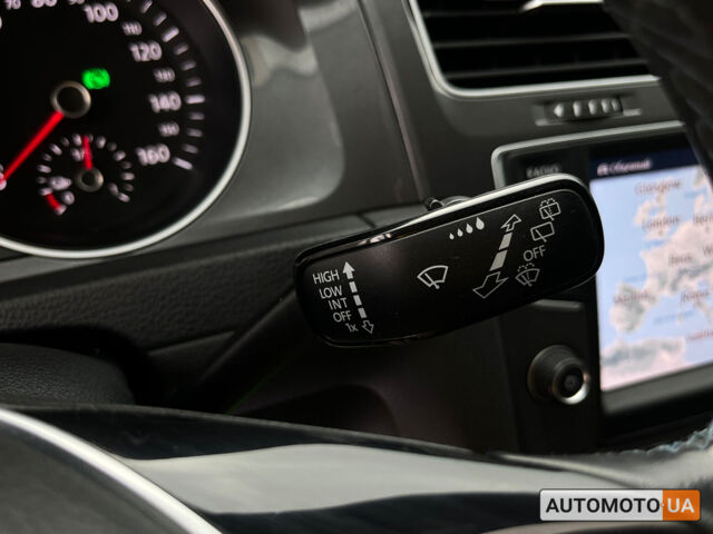 Серый Фольксваген e-Golf, объемом двигателя 24 л и пробегом 128 тыс. км за 10500 $, фото 20 на Automoto.ua