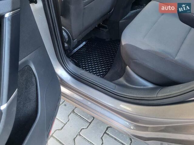 Сірий Фольксваген e-Golf, об'ємом двигуна 0 л та пробігом 154 тис. км за 9300 $, фото 116 на Automoto.ua