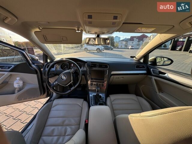 Серый Фольксваген e-Golf, объемом двигателя 0 л и пробегом 150 тыс. км за 8500 $, фото 19 на Automoto.ua
