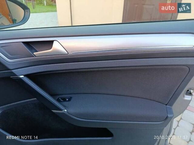 Серый Фольксваген e-Golf, объемом двигателя 0 л и пробегом 136 тыс. км за 7750 $, фото 16 на Automoto.ua