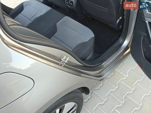 Сірий Фольксваген e-Golf, об'ємом двигуна 0 л та пробігом 81 тис. км за 8700 $, фото 27 на Automoto.ua