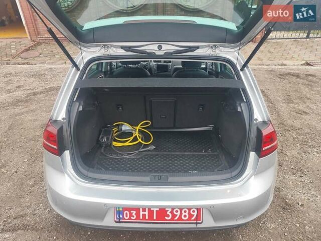 Сірий Фольксваген e-Golf, об'ємом двигуна 0 л та пробігом 137 тис. км за 8500 $, фото 13 на Automoto.ua