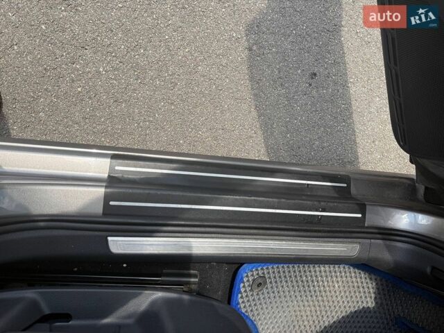 Сірий Фольксваген e-Golf, об'ємом двигуна 0 л та пробігом 127 тис. км за 10999 $, фото 27 на Automoto.ua