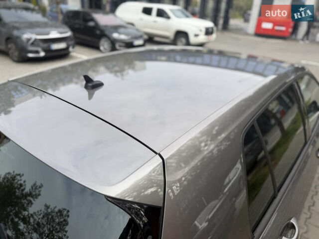 Серый Фольксваген e-Golf, объемом двигателя 0 л и пробегом 99 тыс. км за 9490 $, фото 26 на Automoto.ua