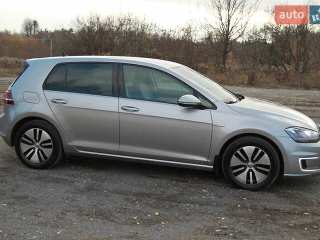 Серый Фольксваген e-Golf, объемом двигателя 0 л и пробегом 162 тыс. км за 8499 $, фото 59 на Automoto.ua