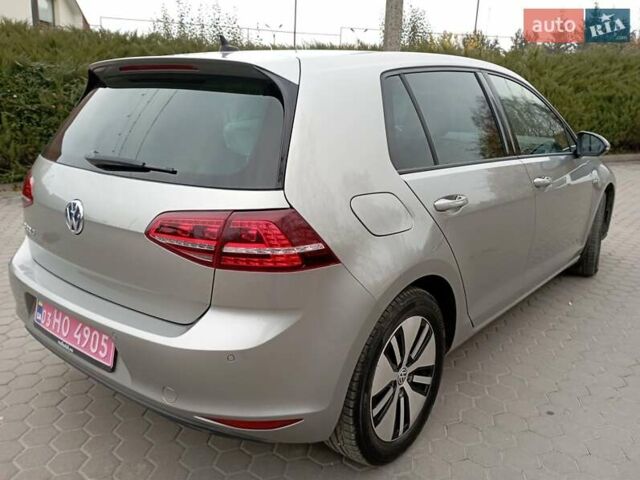 Серый Фольксваген e-Golf, объемом двигателя 0 л и пробегом 162 тыс. км за 8499 $, фото 13 на Automoto.ua