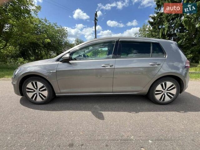 Серый Фольксваген e-Golf, объемом двигателя 0 л и пробегом 128 тыс. км за 10700 $, фото 1 на Automoto.ua