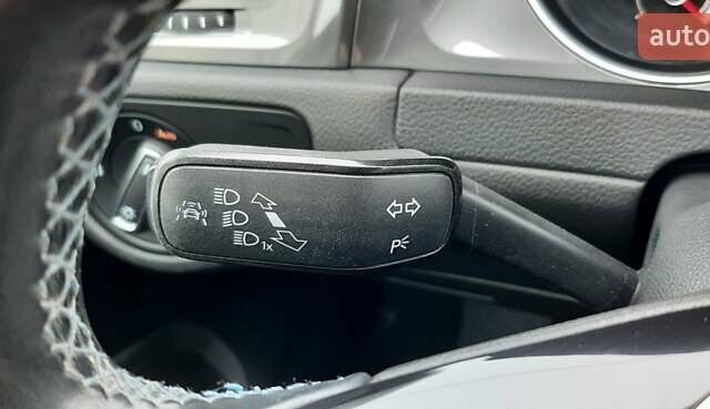 Серый Фольксваген e-Golf, объемом двигателя 0 л и пробегом 152 тыс. км за 8800 $, фото 57 на Automoto.ua