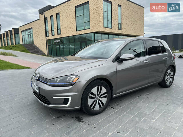 Серый Фольксваген e-Golf, объемом двигателя 0 л и пробегом 123 тыс. км за 9300 $, фото 10 на Automoto.ua
