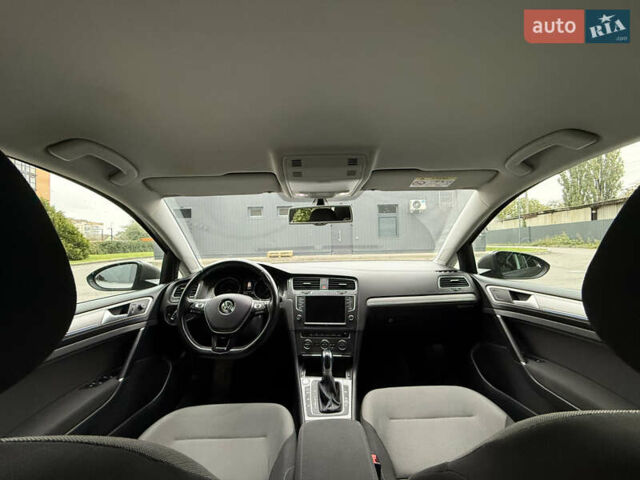 Серый Фольксваген e-Golf, объемом двигателя 0 л и пробегом 116 тыс. км за 8200 $, фото 15 на Automoto.ua