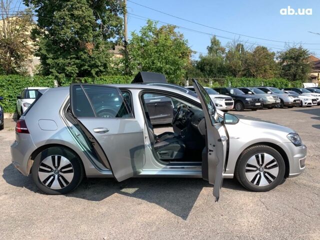 Серый Фольксваген e-Golf, объемом двигателя 0 л и пробегом 111 тыс. км за 9790 $, фото 13 на Automoto.ua