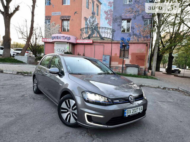 Сірий Фольксваген e-Golf, об'ємом двигуна 0 л та пробігом 130 тис. км за 11300 $, фото 40 на Automoto.ua