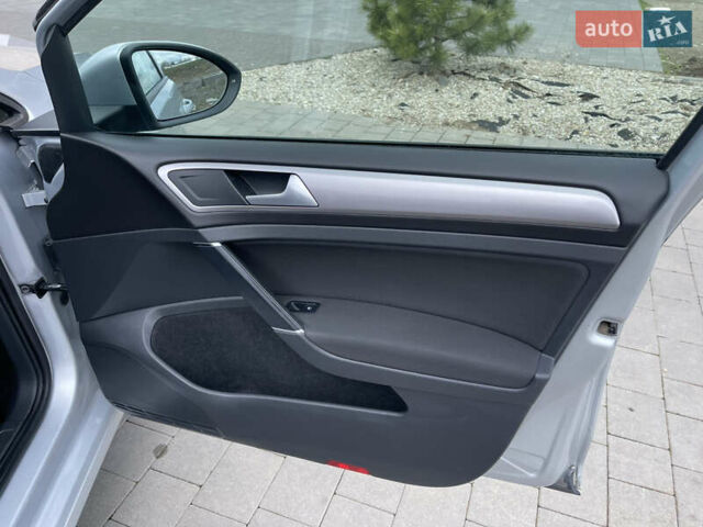 Сірий Фольксваген e-Golf, об'ємом двигуна 0 л та пробігом 134 тис. км за 8900 $, фото 21 на Automoto.ua