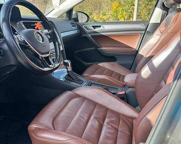 Серый Фольксваген e-Golf, объемом двигателя 0 л и пробегом 131 тыс. км за 8200 $, фото 4 на Automoto.ua