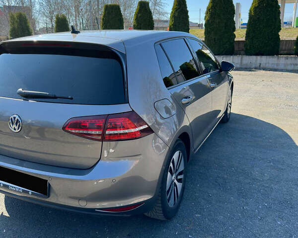 Сірий Фольксваген e-Golf, об'ємом двигуна 0 л та пробігом 150 тис. км за 9200 $, фото 14 на Automoto.ua