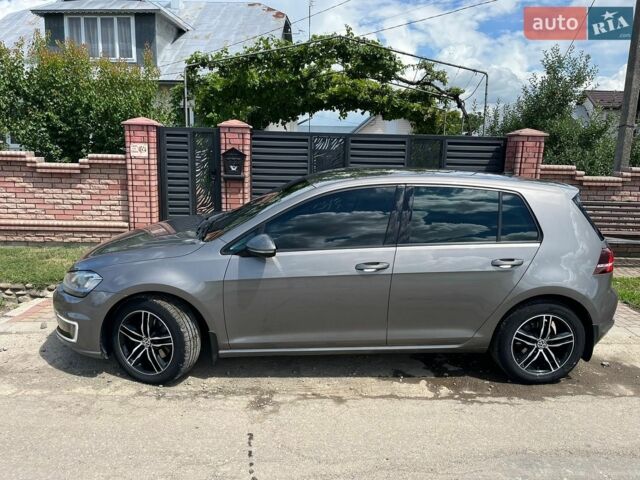Серый Фольксваген e-Golf, объемом двигателя 0 л и пробегом 145 тыс. км за 8900 $, фото 11 на Automoto.ua