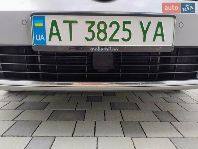 Серый Фольксваген e-Golf, объемом двигателя 0 л и пробегом 135 тыс. км за 8999 $, фото 3 на Automoto.ua