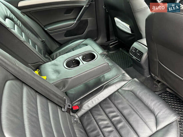 Серый Фольксваген e-Golf, объемом двигателя 0 л и пробегом 129 тыс. км за 10300 $, фото 11 на Automoto.ua