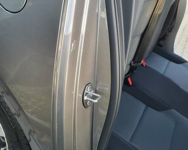 Сірий Фольксваген e-Golf, об'ємом двигуна 0 л та пробігом 154 тис. км за 9300 $, фото 126 на Automoto.ua