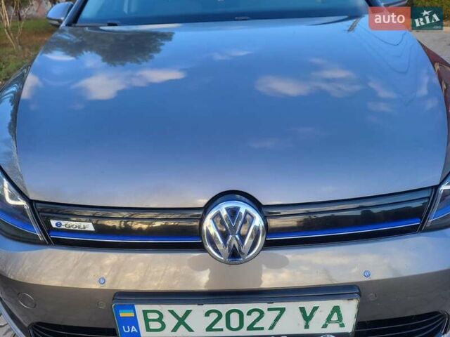 Сірий Фольксваген e-Golf, об'ємом двигуна 0 л та пробігом 154 тис. км за 9300 $, фото 76 на Automoto.ua