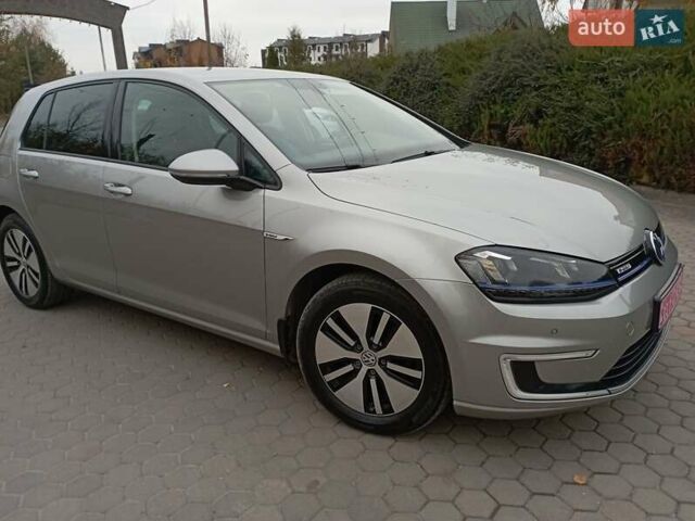 Серый Фольксваген e-Golf, объемом двигателя 0 л и пробегом 162 тыс. км за 8499 $, фото 16 на Automoto.ua