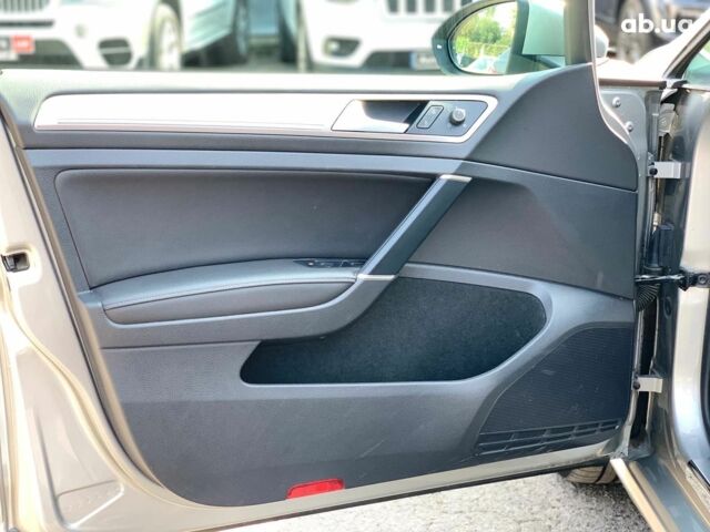 Серый Фольксваген e-Golf, объемом двигателя 0 л и пробегом 111 тыс. км за 9790 $, фото 18 на Automoto.ua