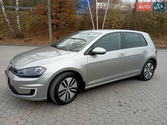 Серый Фольксваген e-Golf, объемом двигателя 0 л и пробегом 162 тыс. км за 8499 $, фото 7 на Automoto.ua