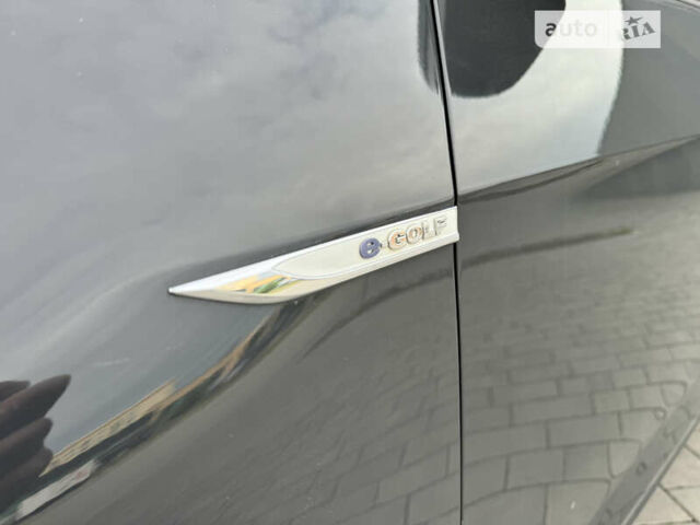 Сірий Фольксваген e-Golf, об'ємом двигуна 0 л та пробігом 121 тис. км за 9000 $, фото 40 на Automoto.ua