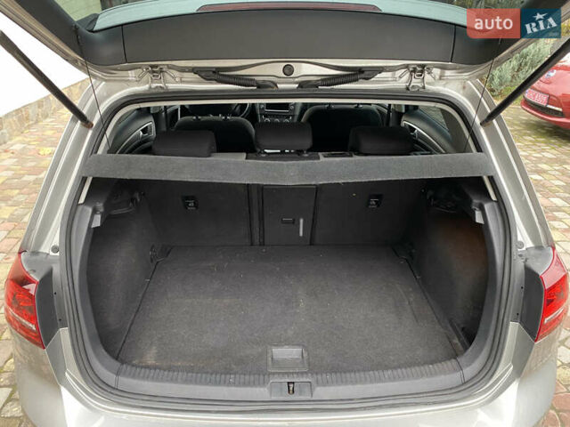 Серый Фольксваген e-Golf, объемом двигателя 0 л и пробегом 177 тыс. км за 8490 $, фото 7 на Automoto.ua