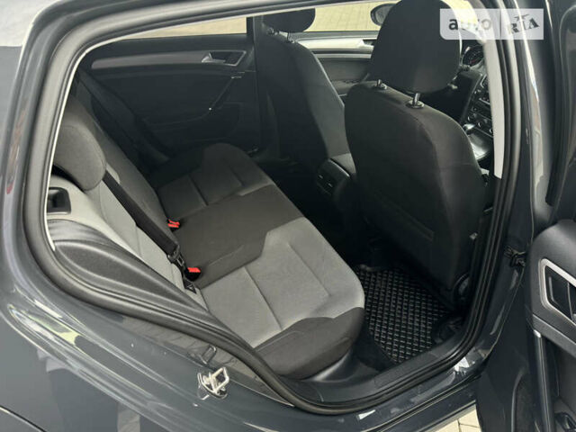 Сірий Фольксваген e-Golf, об'ємом двигуна 0 л та пробігом 121 тис. км за 9000 $, фото 24 на Automoto.ua