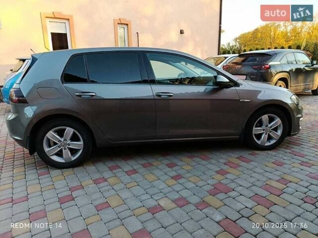 Серый Фольксваген e-Golf, объемом двигателя 0 л и пробегом 136 тыс. км за 7750 $, фото 14 на Automoto.ua