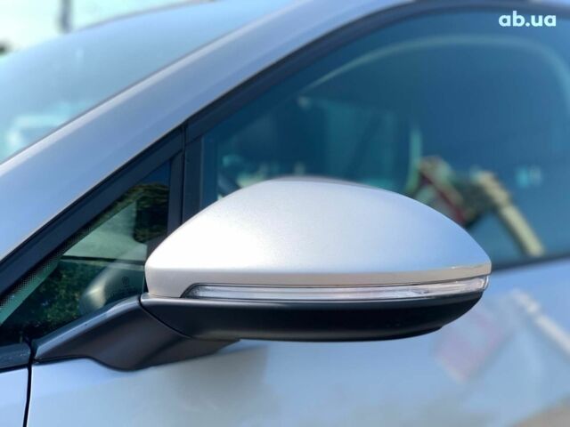 Серый Фольксваген e-Golf, объемом двигателя 0 л и пробегом 111 тыс. км за 9790 $, фото 8 на Automoto.ua