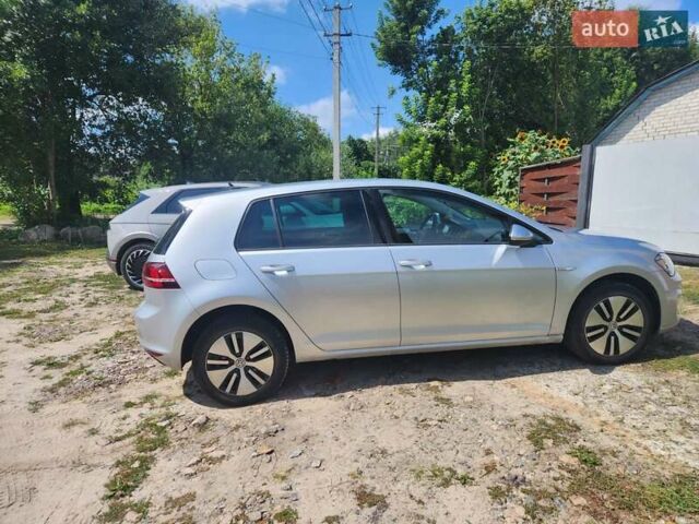 Серый Фольксваген e-Golf, объемом двигателя 0 л и пробегом 140 тыс. км за 11000 $, фото 3 на Automoto.ua