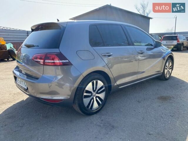 Серый Фольксваген e-Golf, объемом двигателя 0 л и пробегом 89 тыс. км за 9500 $, фото 13 на Automoto.ua
