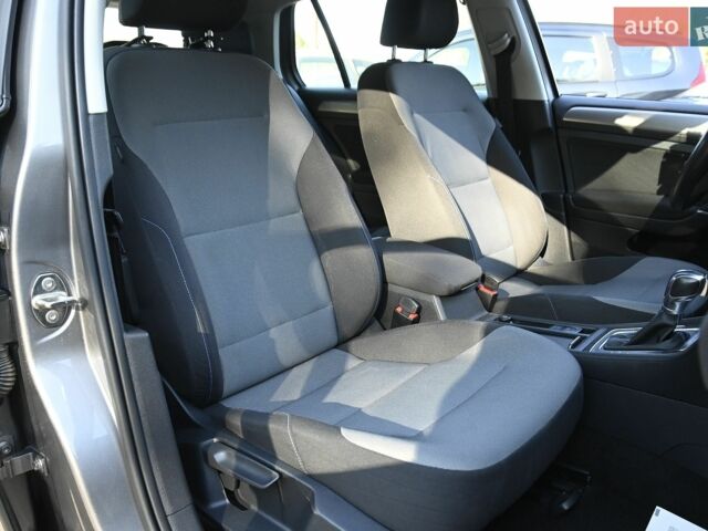 Серый Фольксваген e-Golf, объемом двигателя 0 л и пробегом 122 тыс. км за 8300 $, фото 27 на Automoto.ua