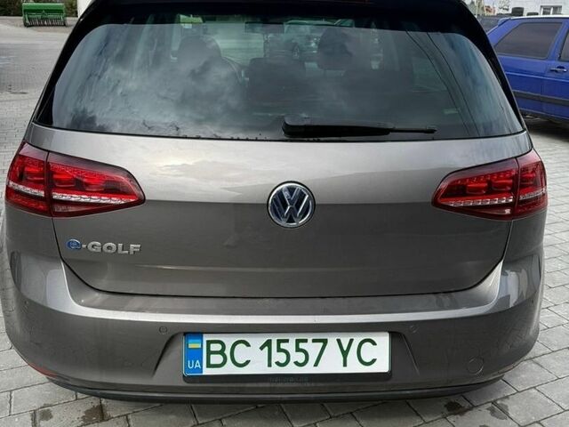 Сірий Фольксваген e-Golf, об'ємом двигуна 0 л та пробігом 110 тис. км за 7550 $, фото 4 на Automoto.ua